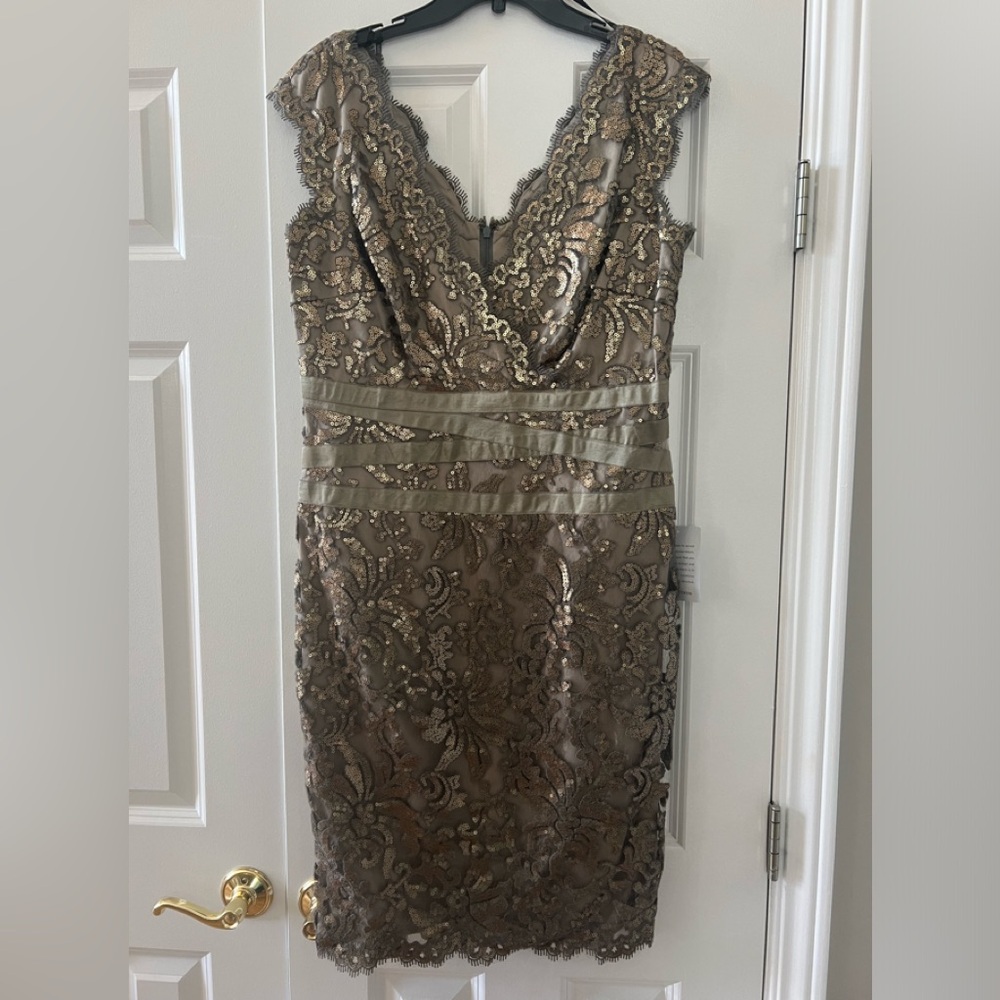 NWT - Tadashi Shoji Cocktail Dress